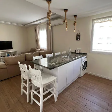 Genuar 3 Bedroom Close To