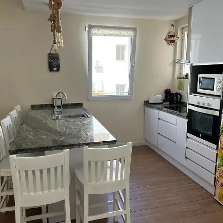 Apartment Genuar 3 Bedroom Close To Malaga