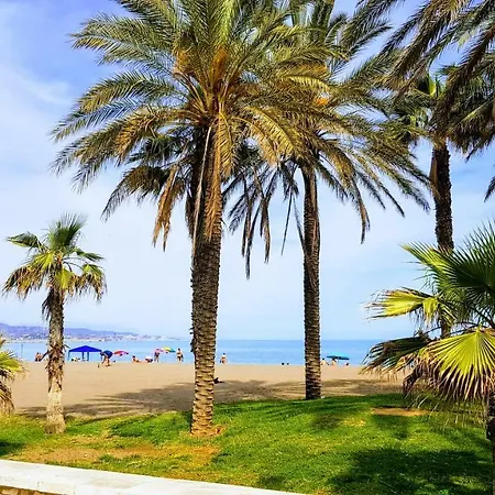 Genuar 3 Bedroom Close To Appartement *