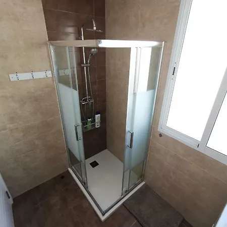 Genuar 3 Bedroom Close To